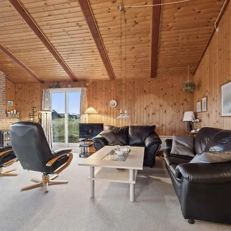 Oasis Near Dunes And Activities *