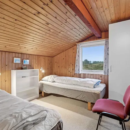 Holiday home Oasis Near Dunes, Beach, And Activities